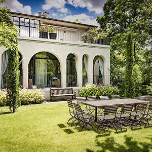 bagatelle-gardenhouse.inbudapesthotels.com/