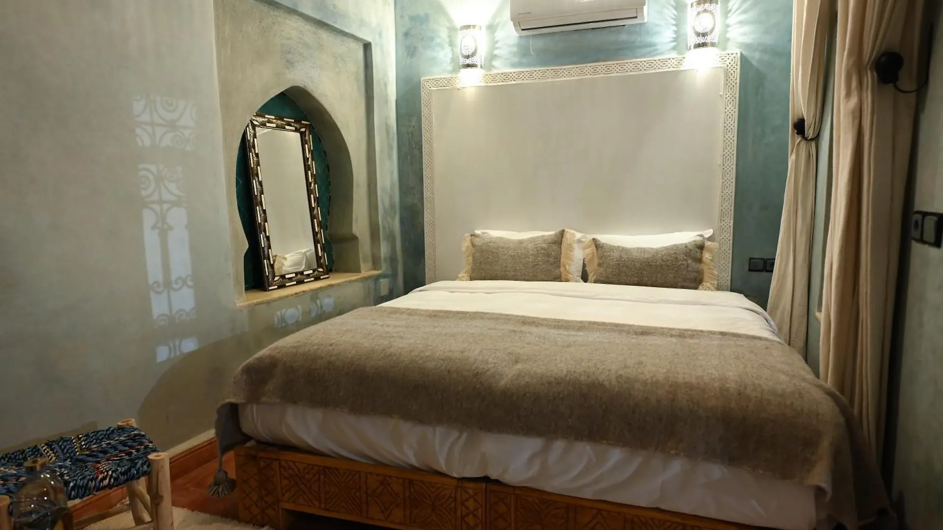 Riad Chez Henriette Marrakesh 0*,